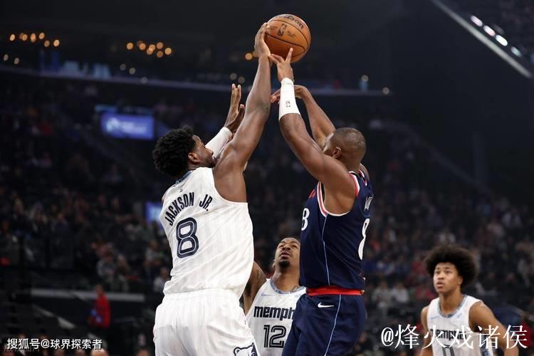 快船防线失守,斯潘塞成第十个单场命中至少6记三分的球员 快船防线失守,斯潘塞成第十个单场命中至少6记三分的球员