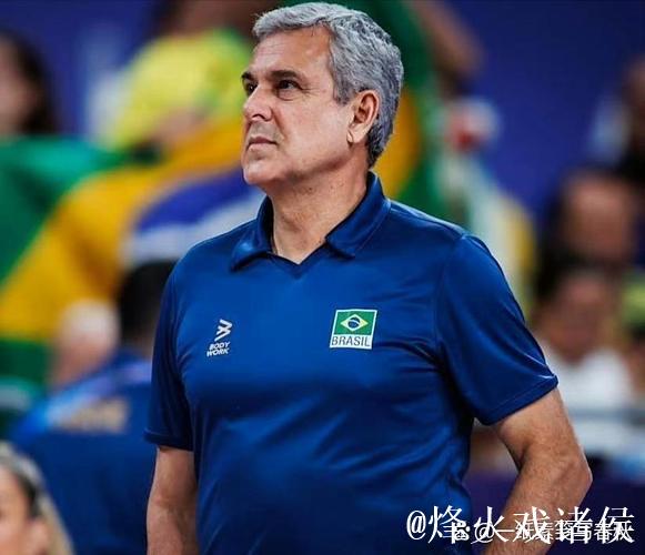 吉马良斯:我极度愤怒,这场比赛太糟糕了 吉马良斯:我极度愤怒,这场比赛太糟糕了